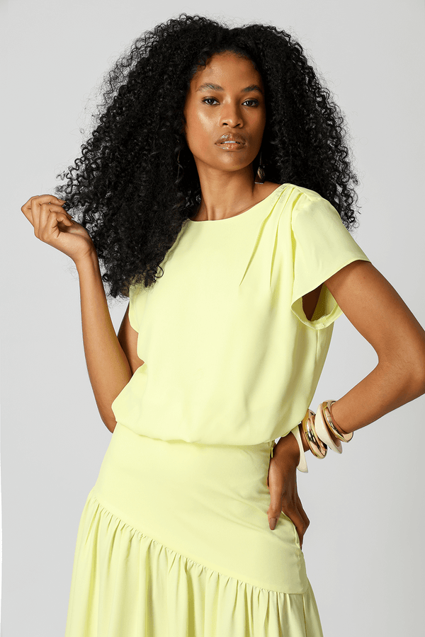 AMARELO