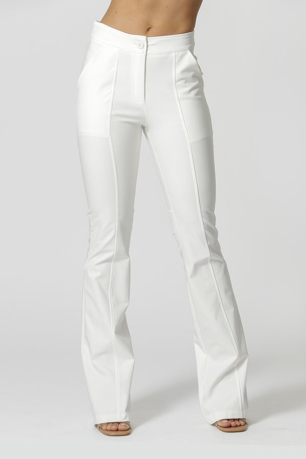 Calça Flare Com Recortes