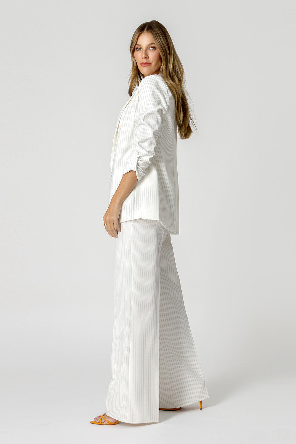 OFF WHITE 7182