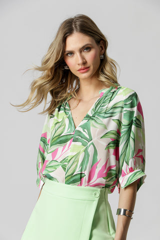 Blusa estampada con cuello en V y volantes - ROSA 4086