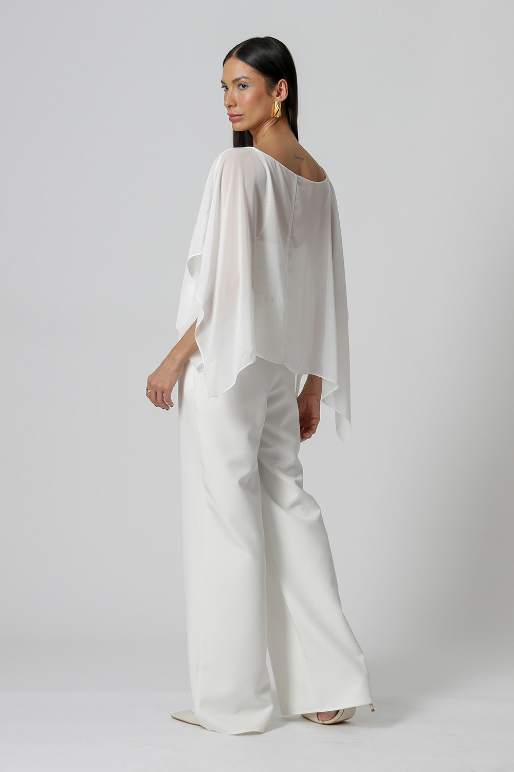 OFF WHITE