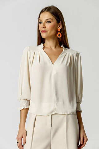 Blusa Gola De Babado - GELO