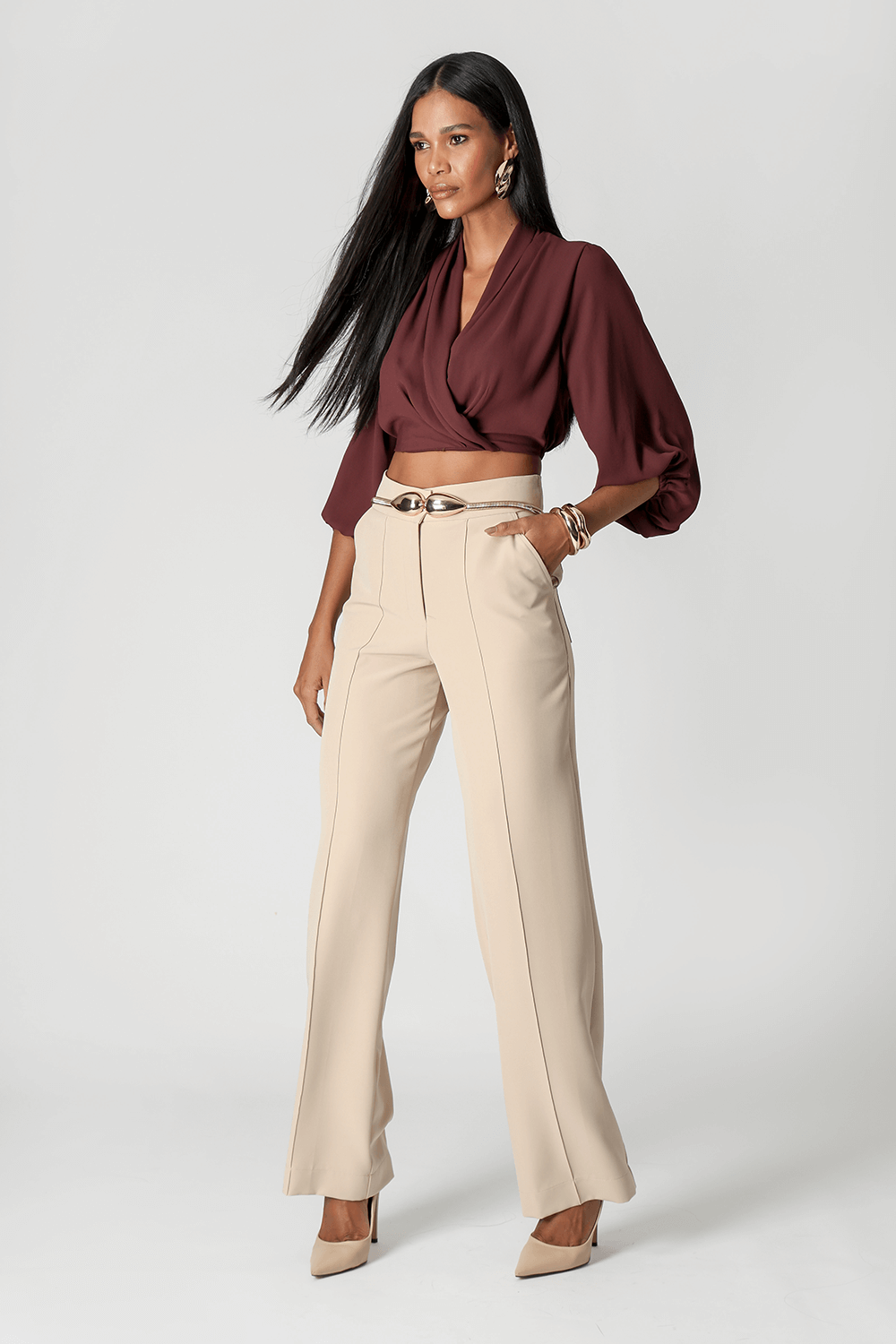 Calça Pantalona Com Vinco