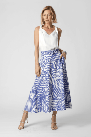 Blusa de satén con hombros torcidos - BLANCO ROJO