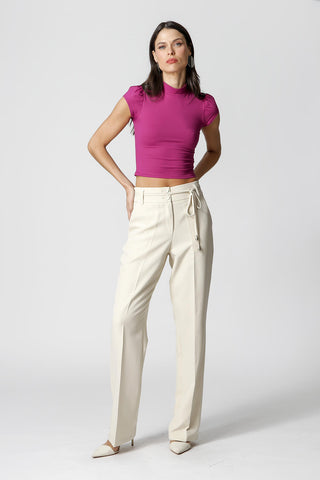 Blusa corta de cuello alto - UVA