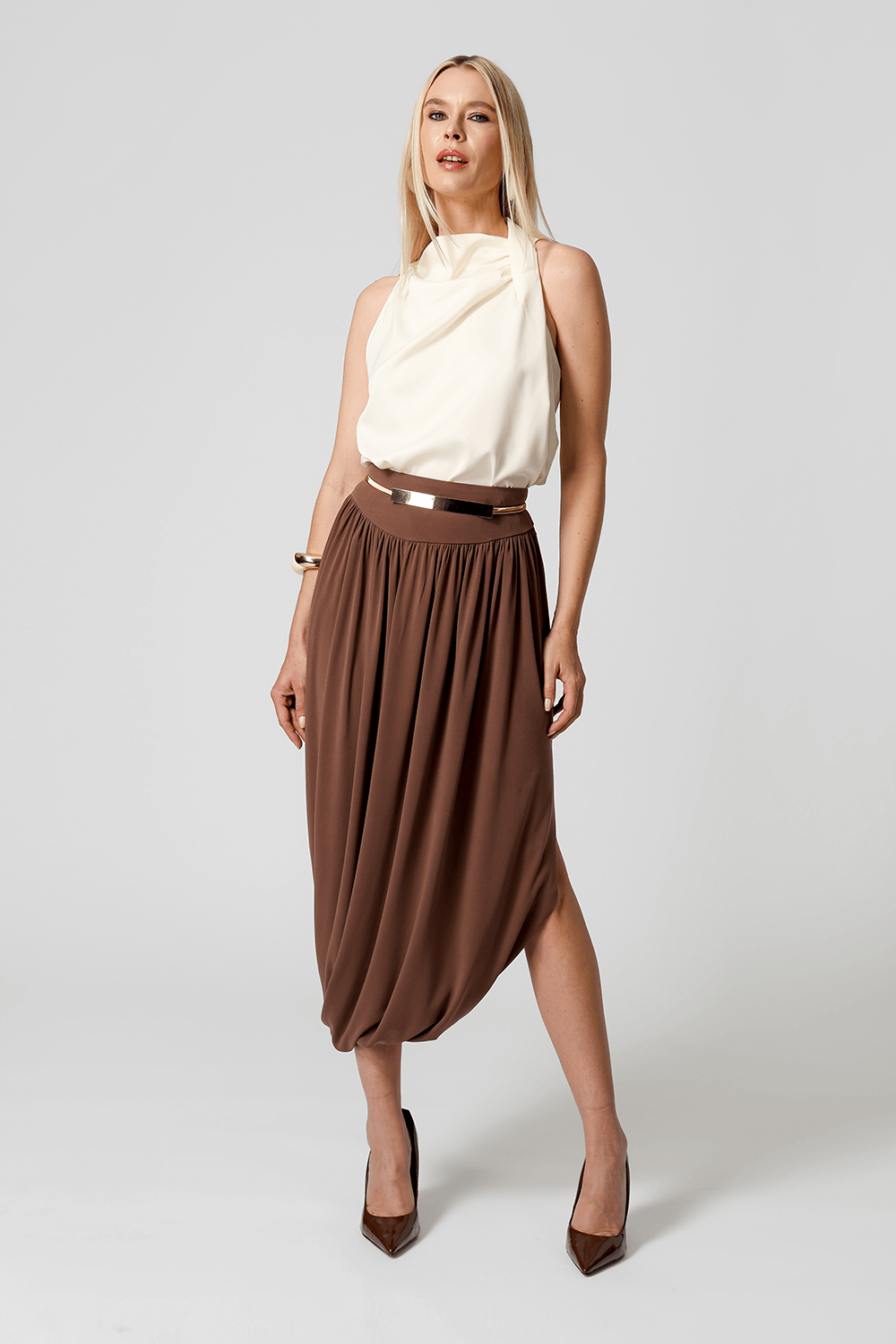 Saia Franzida Com Fenda Lateral