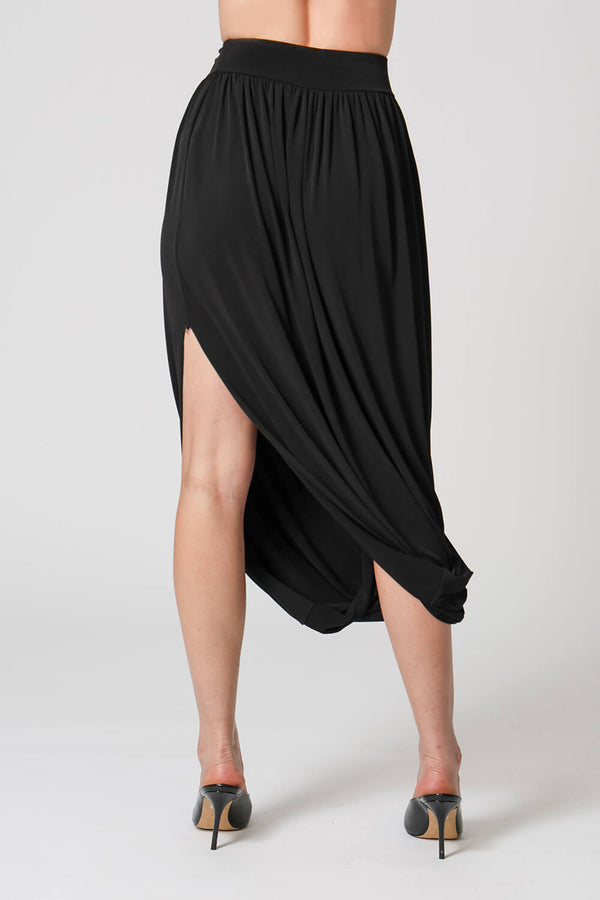 Saia Franzida Com Fenda Lateral