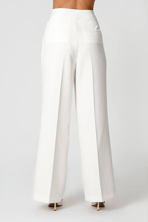 Calça Pantalona Alfaiatada Com Vinco