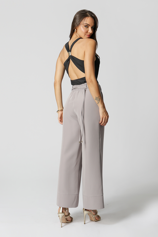 Blusa con espalda abierta - NEGRO