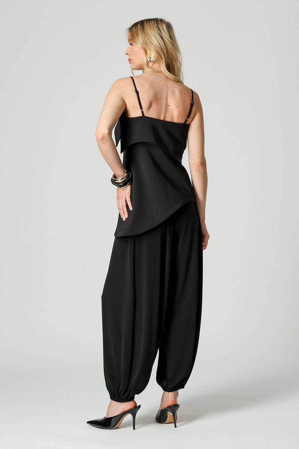 Blusa Assimétrica de Alça Regulável