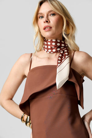 Blusa Assimétrica de Alça Regulável