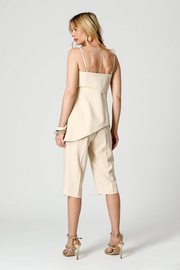 Blusa Assimétrica de Alça Regulável