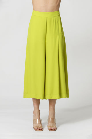 Calça Com Detalhe De Pregas - CANA