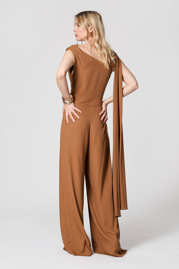 Macacão Assimétrico com Alça Brilhante