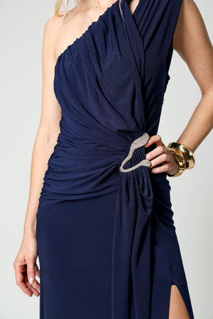 Vestido Ombro Único com Detalhe Torcido