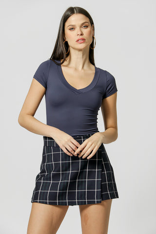 Blusa Básica em Poliamida e Decote V - MARINHO 1