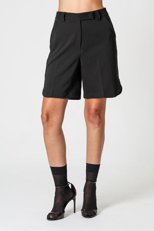 Bermuda Alfaiataria com Cós Transpassado