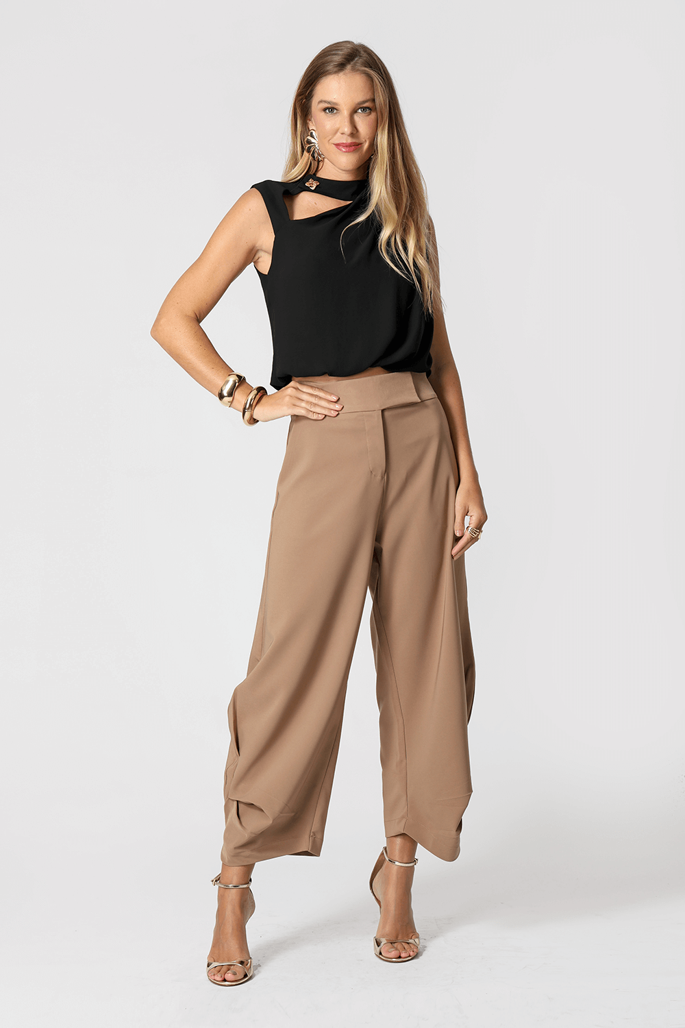 Blusa Balonê Gola Alta em Crepe