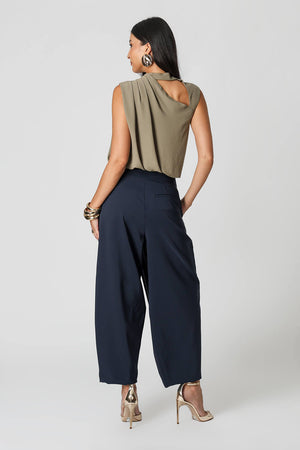 Blusa Balonê Gola Alta em Crepe