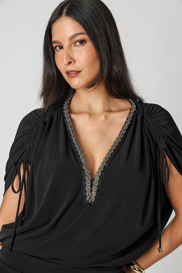 Vestido Malha ITY Com Aplique e Manga Ajustável