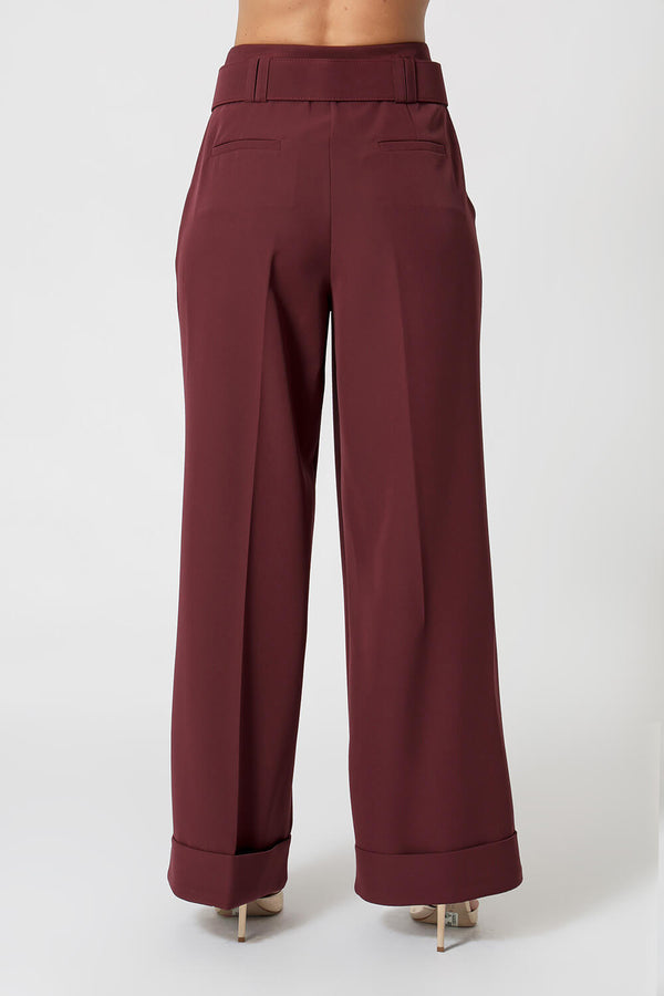 Calça Reta Alfaiataria Com Cinto Dourado