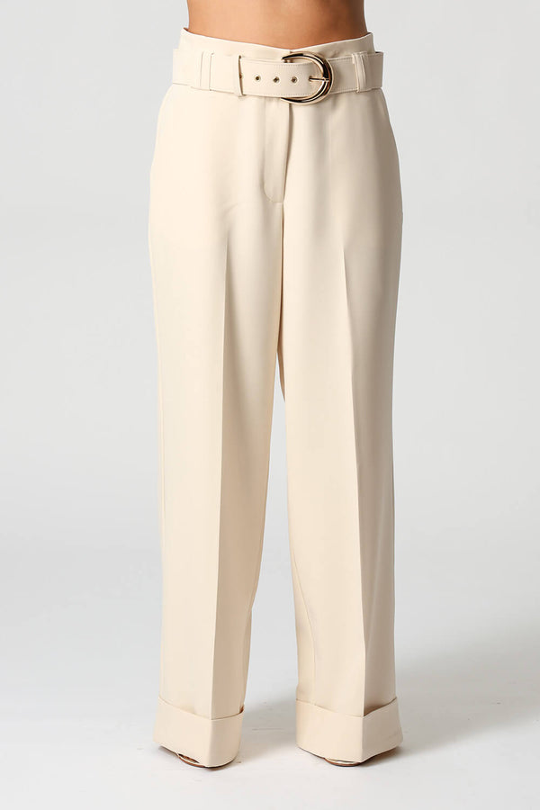 Calça Reta Alfaiataria Com Cinto Dourado
