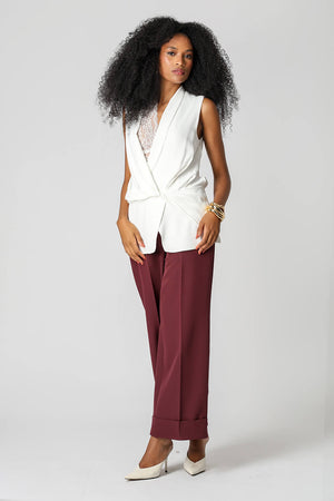 Blusa Peplum Transpassada com Top em Renda