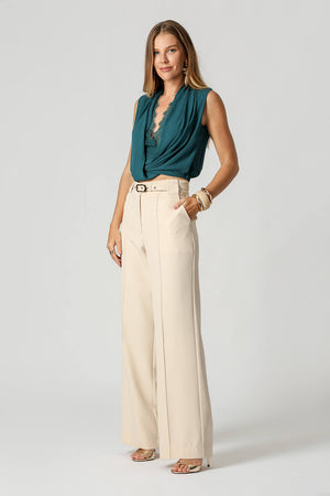 Blusa Balonê Em Crepe Com Top De Renda