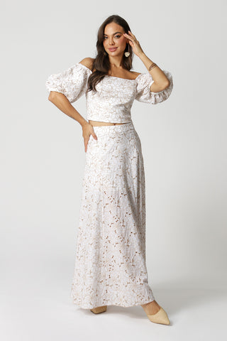 Blusa con bordado floral y hombros descubiertos - BLANCO ROJO 90156