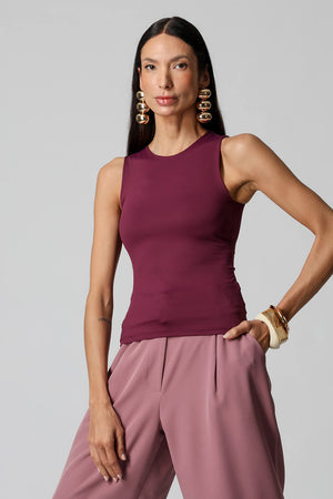 Blusa Regata Em Malha Amni