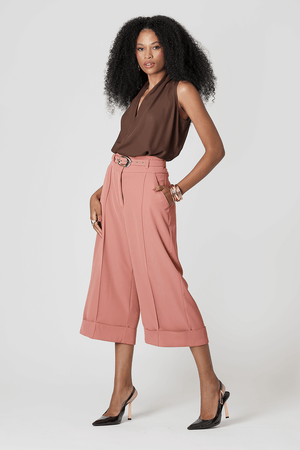 Calça Pantacourt de Alfaiataria Fluid