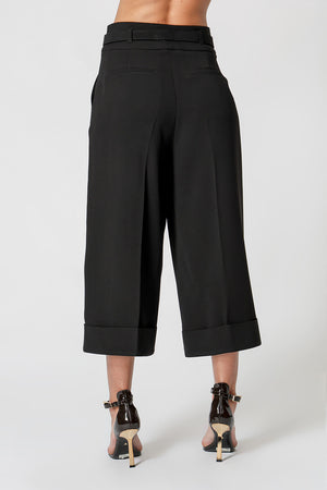 Calça Pantacourt de Alfaiataria Fluid