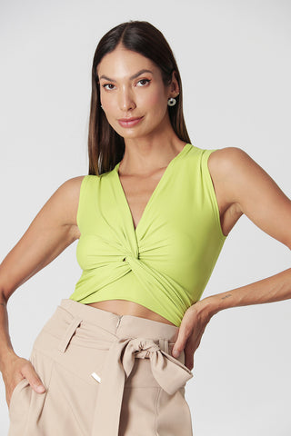 Blusa corta con giro y escote en pico - HOJA 2