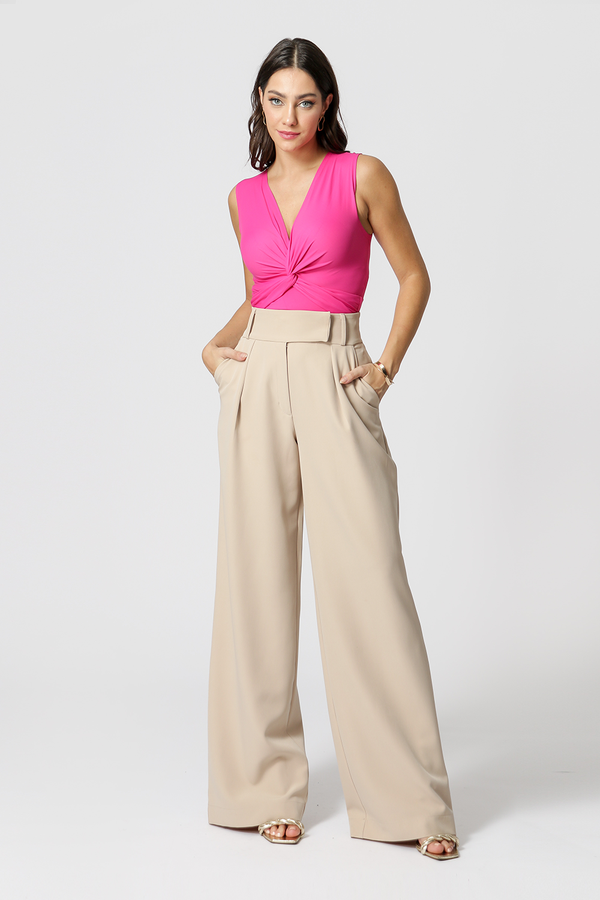 Blusa Cropped com Torção