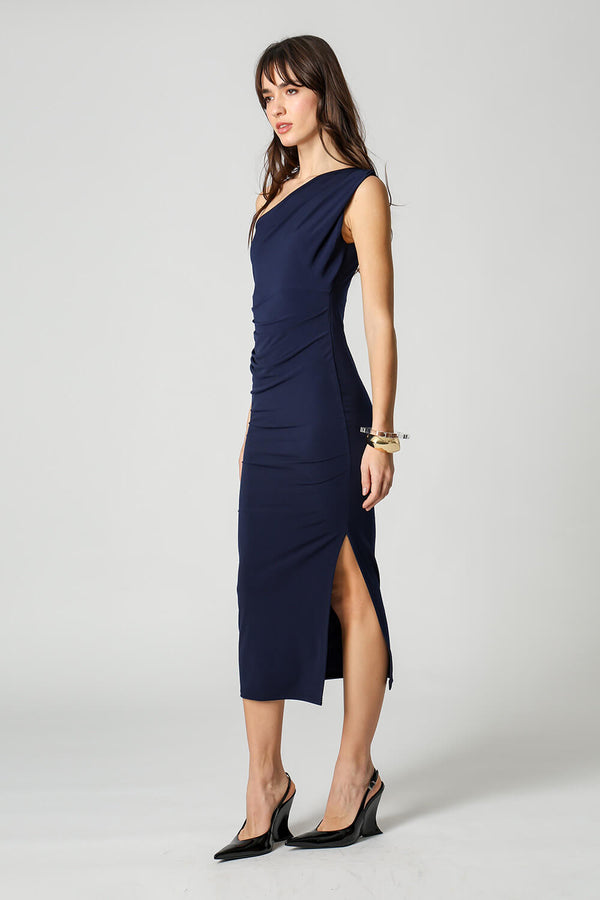 Vestido Decote Assimétrico