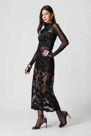 Top Strapless em Guippir