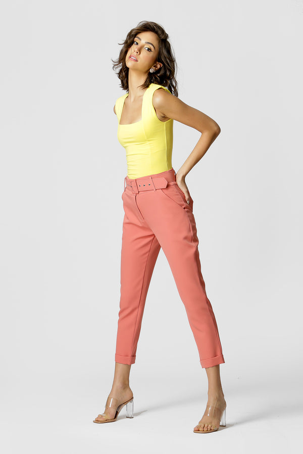Calça Alfaiataria com Cinto