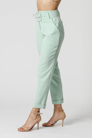 Calça Alfaiataria com Cinto