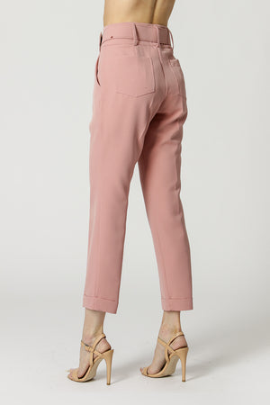 Calça Cenoura Alfaiataria com Cinto