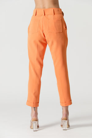 Calça Cenoura Alfaiataria com Cinto