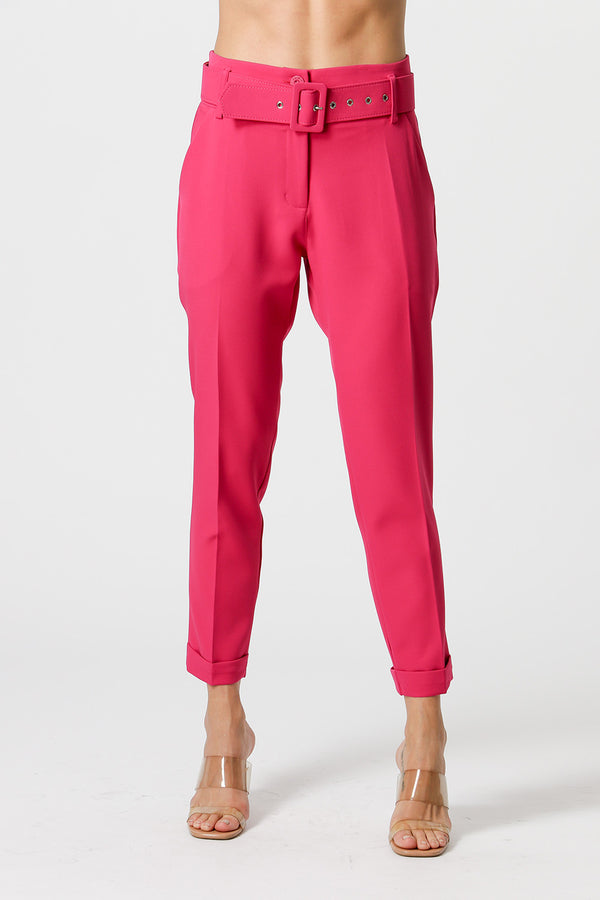 Calça Cenoura Alfaiataria com Cinto