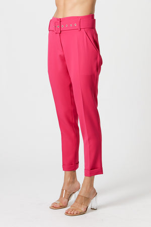 Calça Cenoura Alfaiataria com Cinto