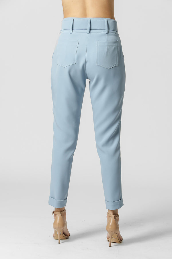 Calça Cenoura Alfaiataria com Cinto