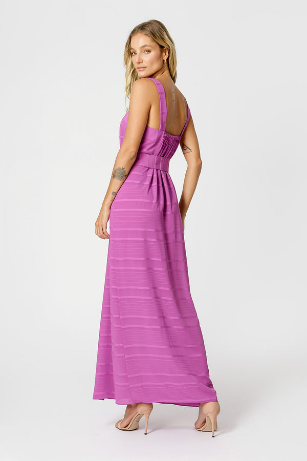 Vestido com Fenda