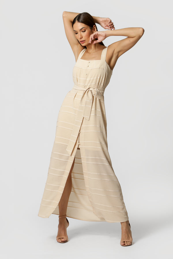Vestido com Fenda