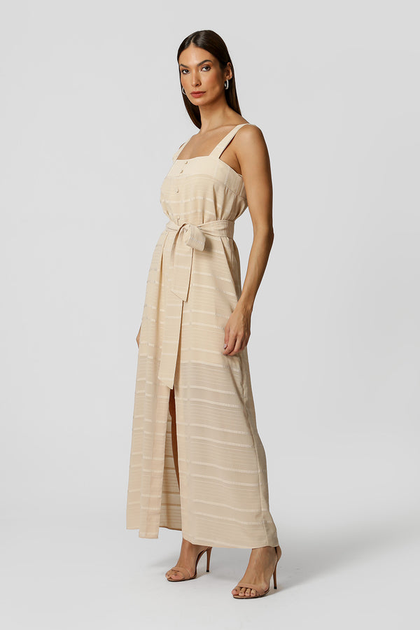 Vestido com Fenda