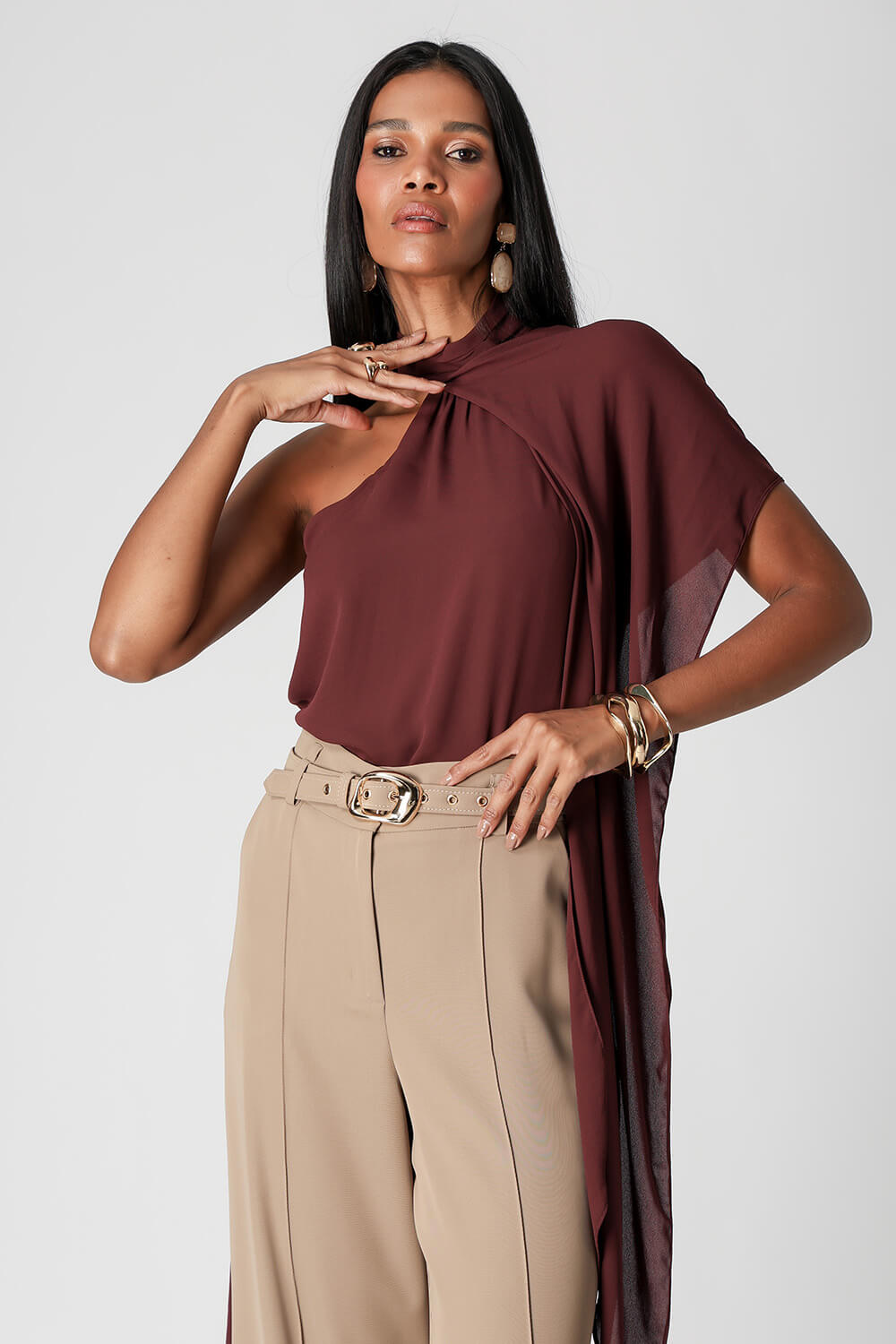 Blusa Cava Americana Com Echarpe