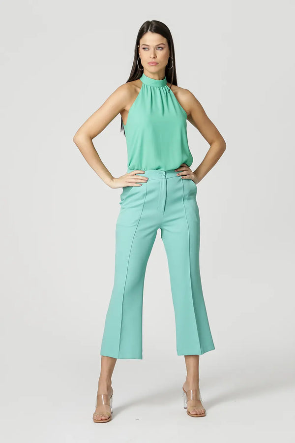 Blusa com Gola e Leve Franzido TRIMIX