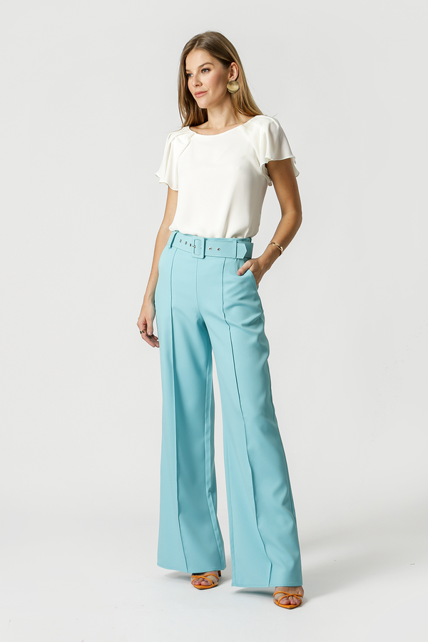 Blusa Com Detalhe De Pregas No Ombro