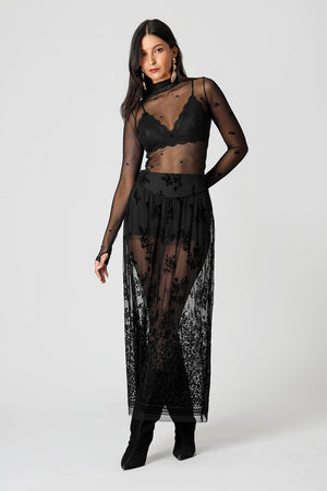 Blusa Manga Longa Em Tule Veludo Flocado